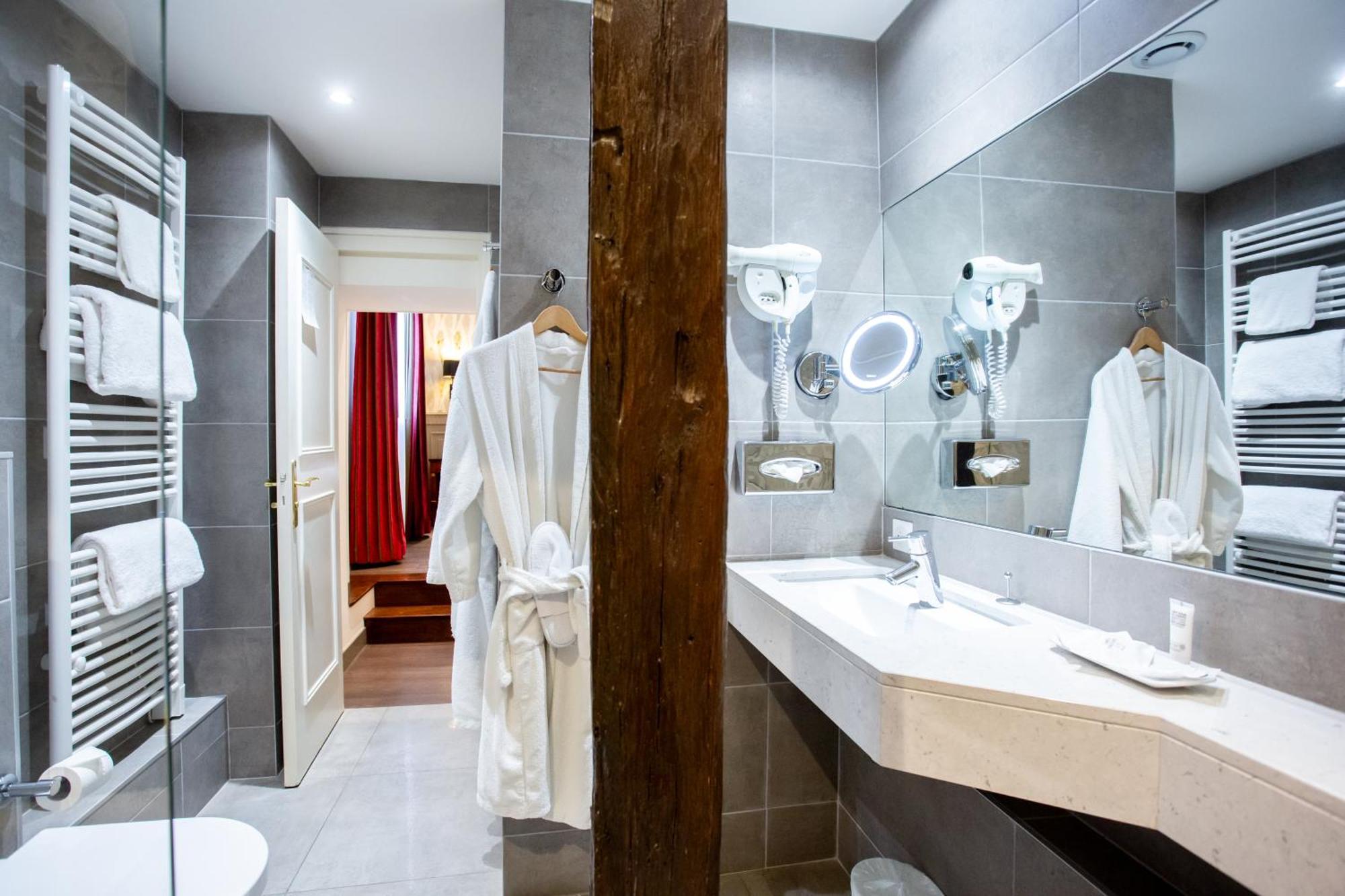 Best Western Plus Hotel D'Angleterre Bourges Exterior photo