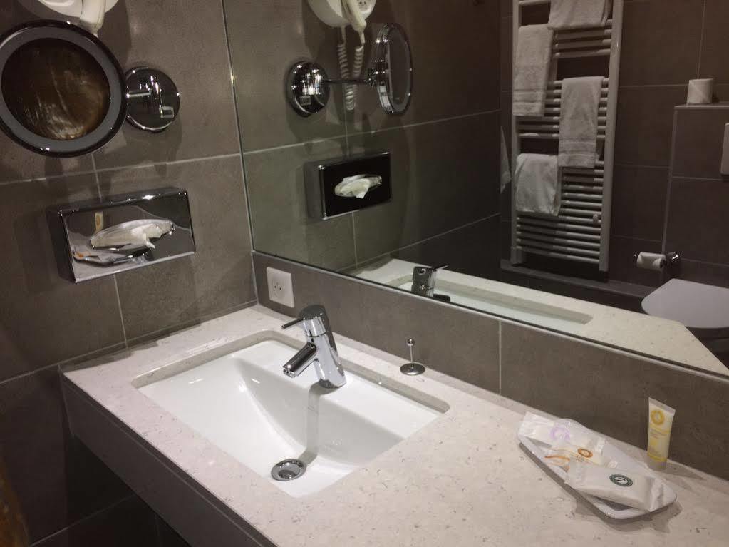 Best Western Plus Hotel D'Angleterre Bourges Exterior photo
